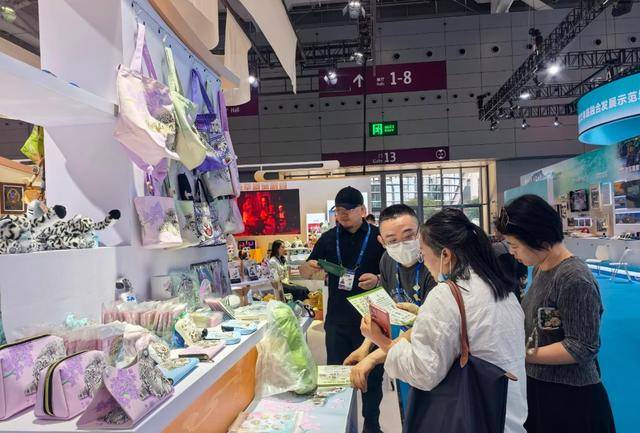 青海：非遗与现代碰撞的文化盛宴瓦力游戏试玩在深圳文博会遇见(图2)